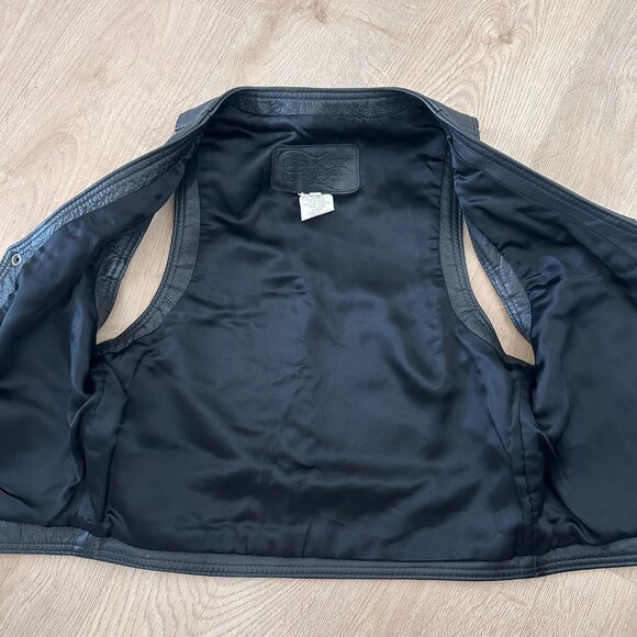 Vintage Unisex 80's/90's Leather Moto Biker Vest in Black - Picture 9 of 14